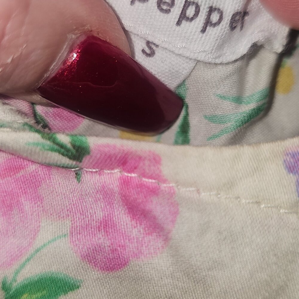 Floral ruffle top Small